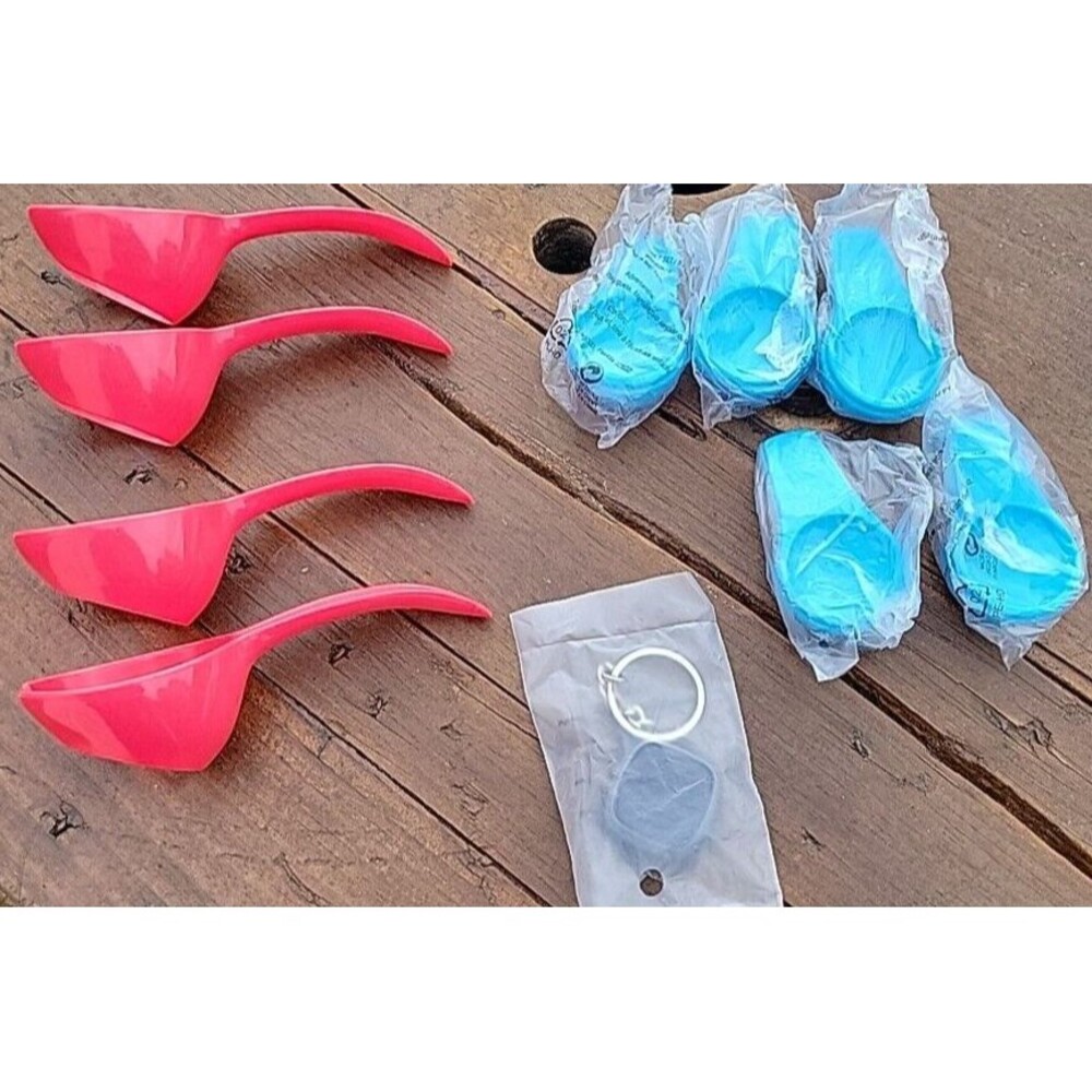 Lot 10 TUPPERWARE Gadget Hostess Party Gift Keychain Egg Lifter Magnets tbls tsp